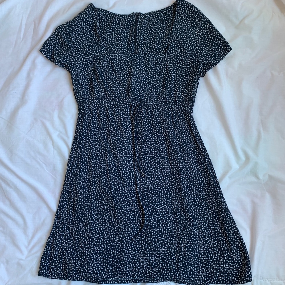 Brandy Melville floral dress 🦋